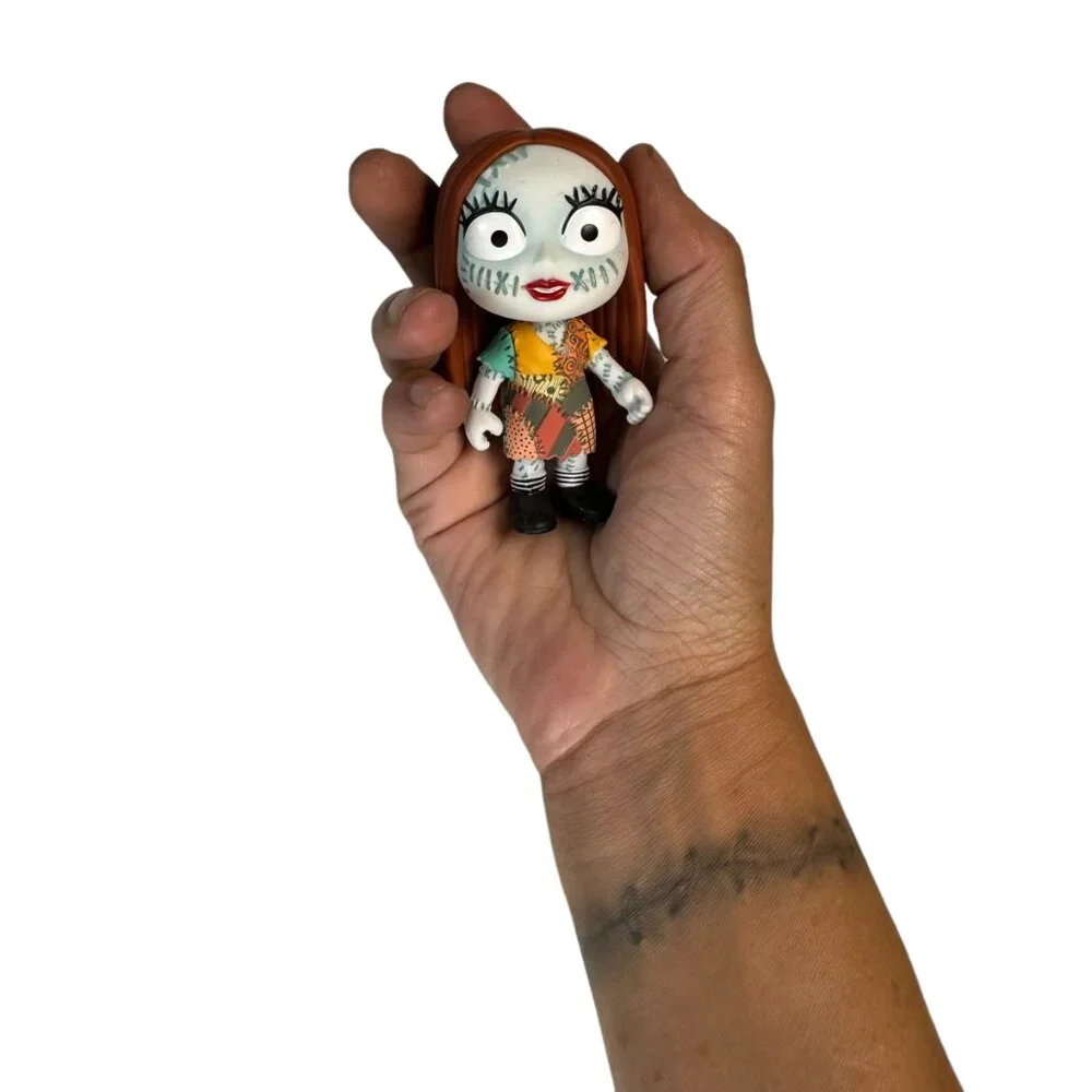 Nightmare Before Christmas 25th Anniversary Funko Sally Figurine Figure Goth Emo - Picture 5 of 5